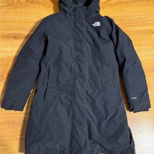 The North Face Women’s TNF Black DryVent 550 Down Parka Puffer Jacket Large